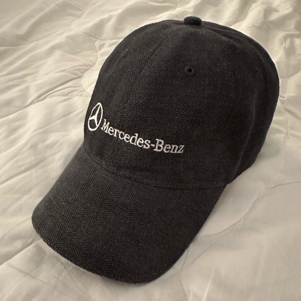 Mercedes-Benz Gray Hat